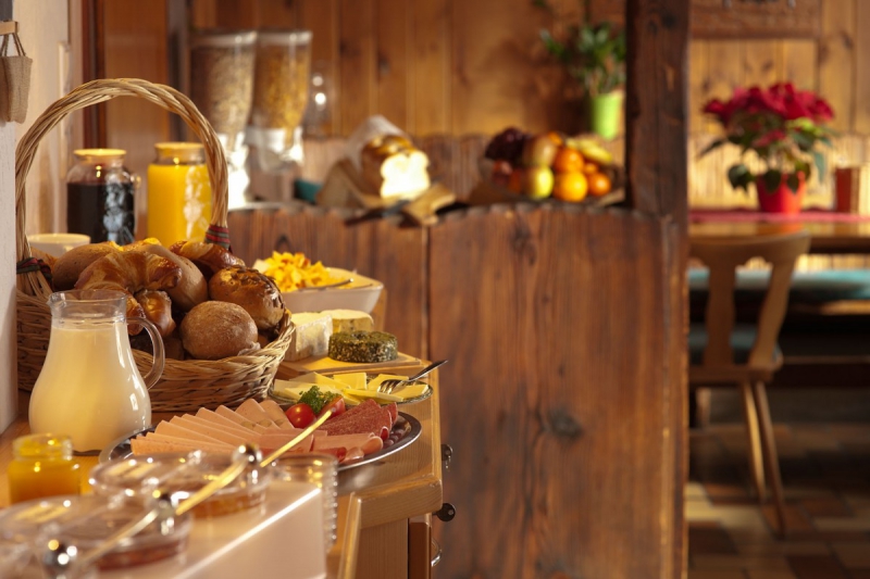 boulangerie-NICE-min_breakfast_buffet_food_restaurant_meal_hotel_plate_fresh-718745