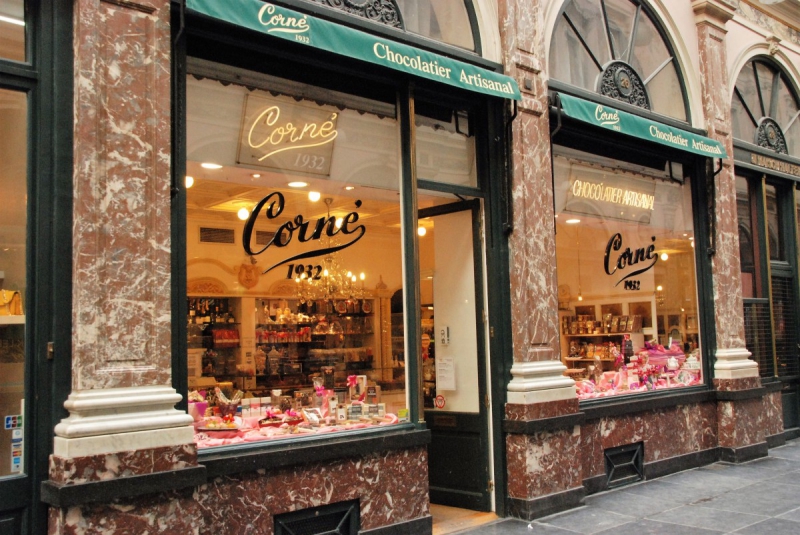 boulangerie-NICE-min_chocolate_chocolaterie_shop_luxury_chic_gallery_brussels_belgium-558146